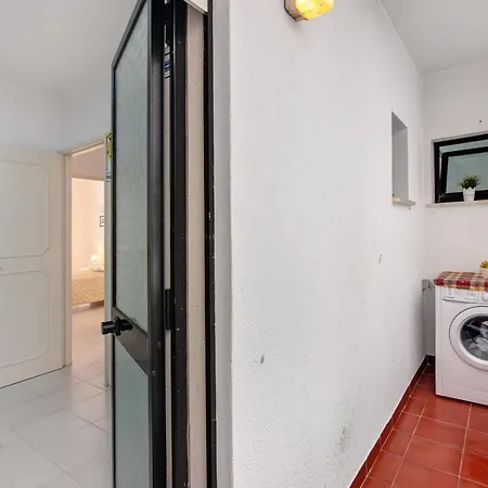 Apartman T2 Flor De Liz -