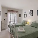 Apartment T2 Flor De Liz -