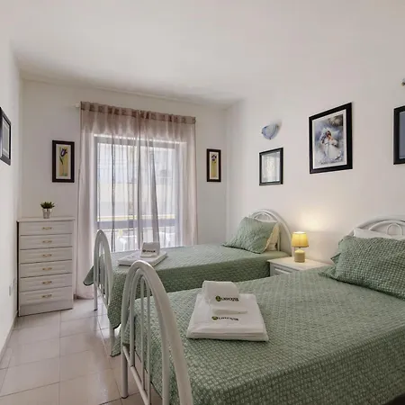 Apartamento T2 Flor De Liz -